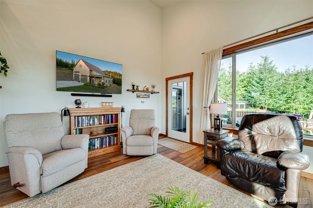 214 Bootjack Lane Kelso, WA 98626