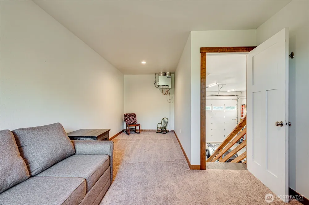214 Bootjack Lane Kelso, WA 98626