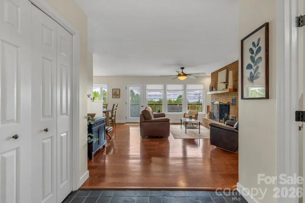 784 Alpine Drive Seven Devils, NC 28604