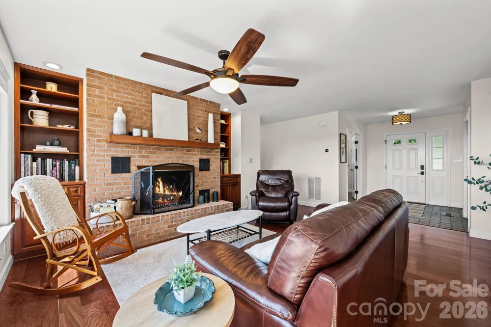 784 Alpine Drive Seven Devils, NC 28604