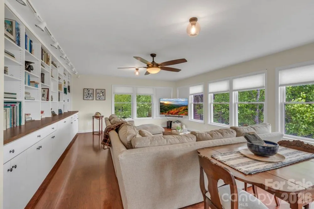 784 Alpine Drive Seven Devils, NC 28604
