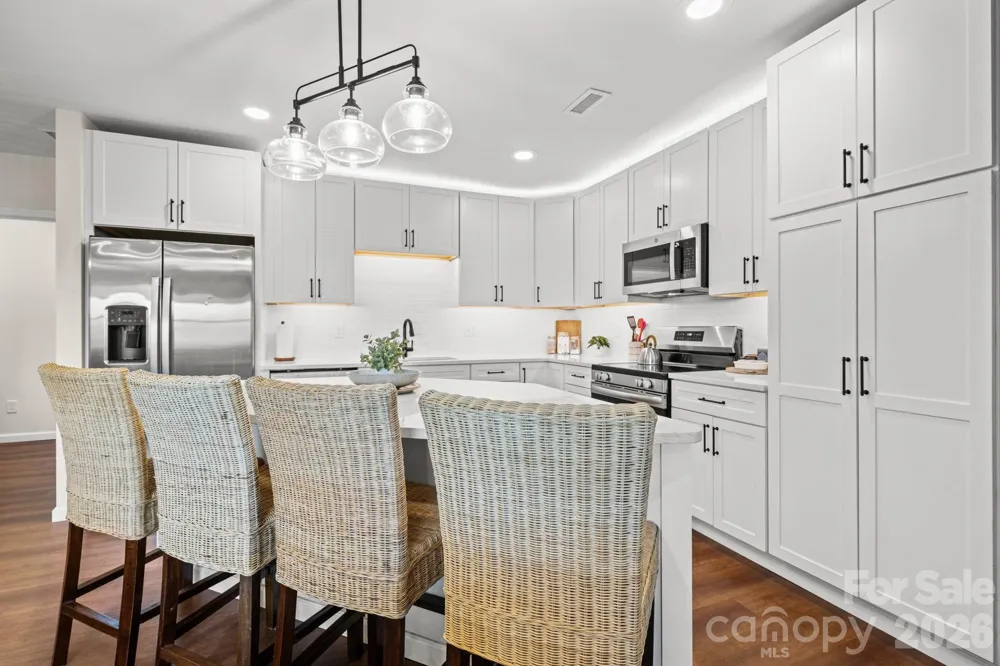 784 Alpine Drive Seven Devils, NC 28604