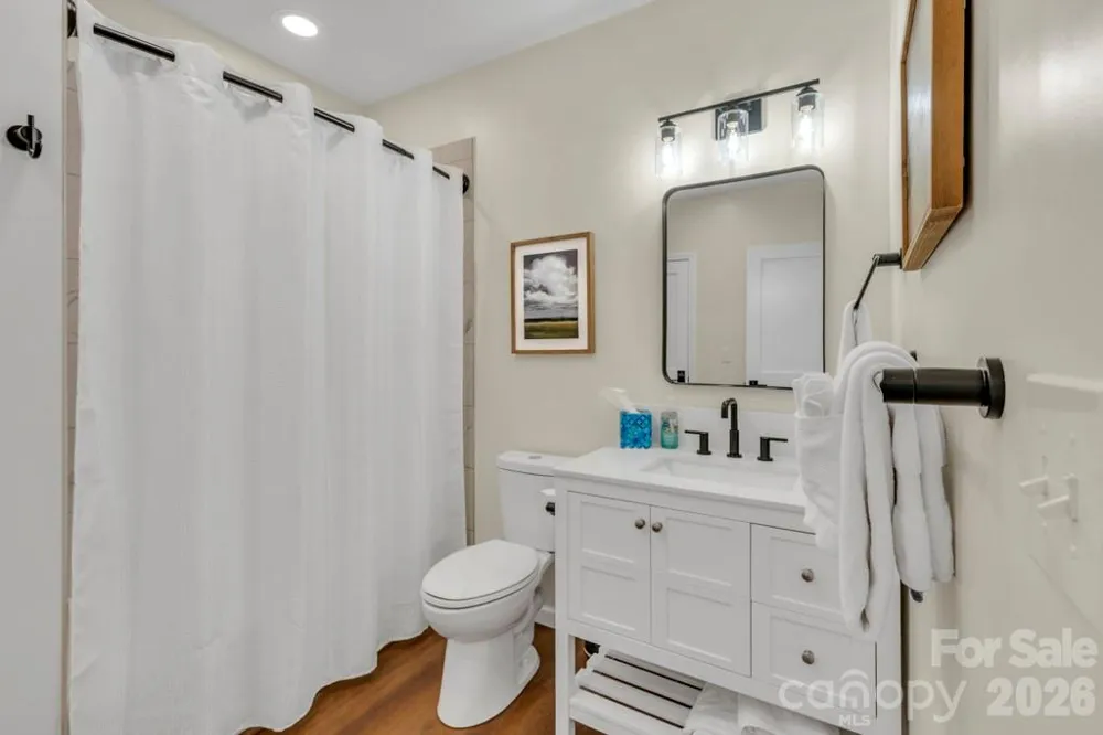 784 Alpine Drive Seven Devils, NC 28604