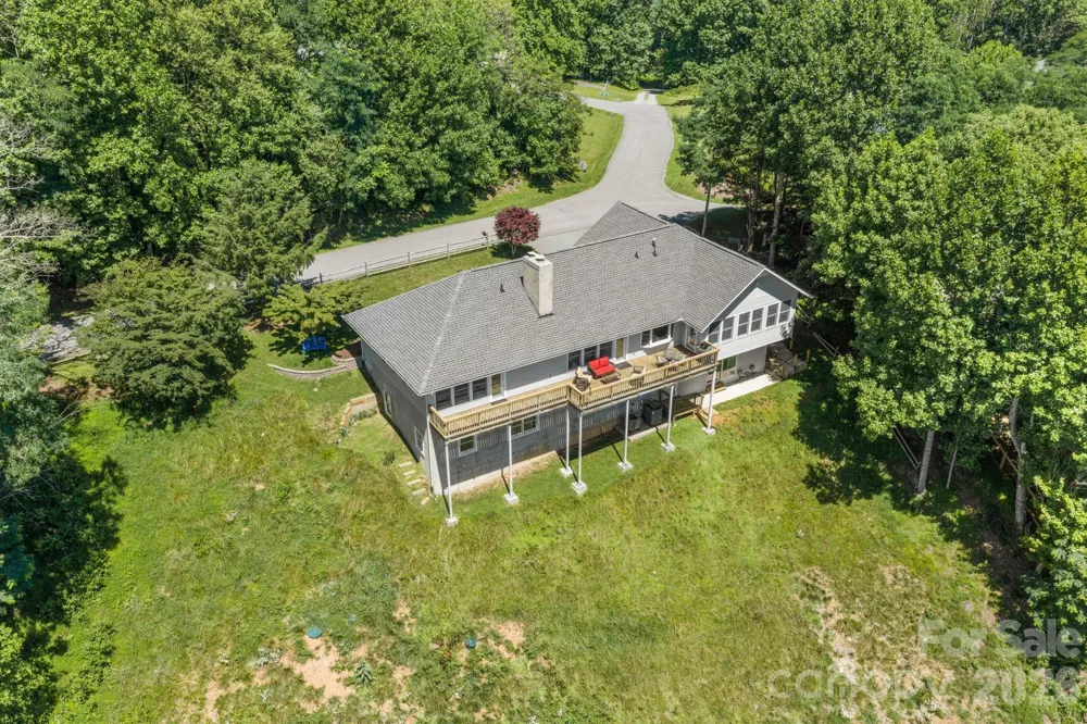 784 Alpine Drive Seven Devils, NC 28604