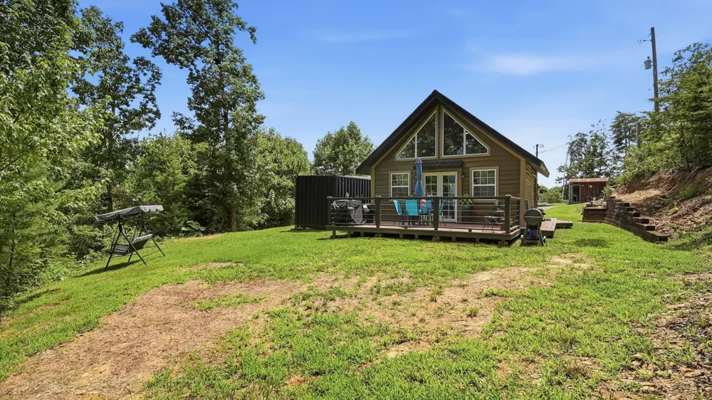 260 Riddle St Dayton, TN 37321