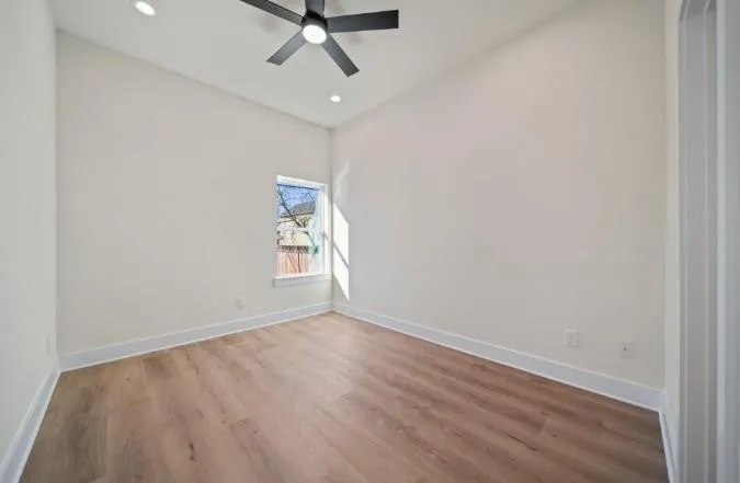 236 E 39th Street #A Houston, TX 77018