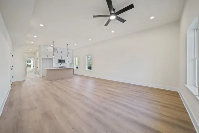 236 E 39th Street #A Houston, TX 77018