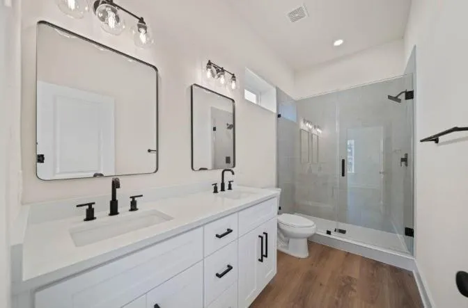 236 E 39th Street #A Houston, TX 77018