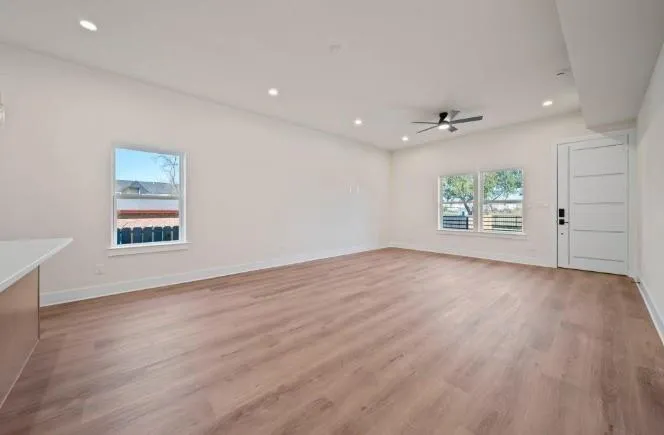 236 E 39th Street #A Houston, TX 77018