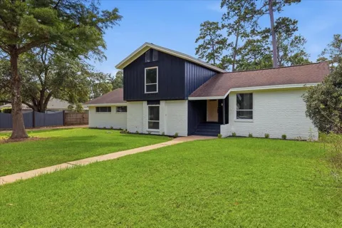 1925 Galway Drive