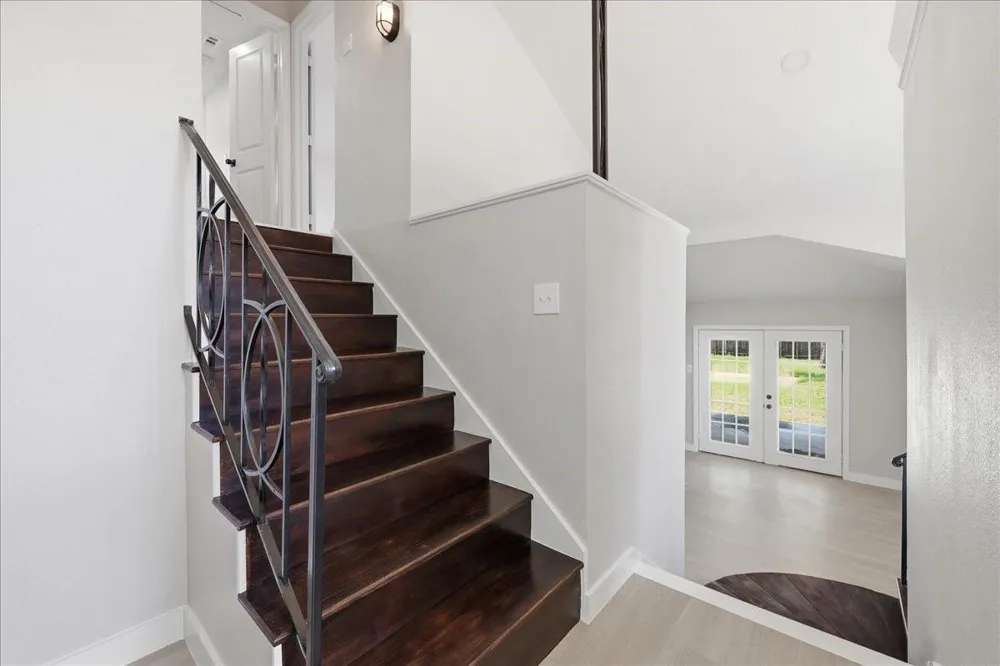 1925 Galway Drive Vidor, TX 77662