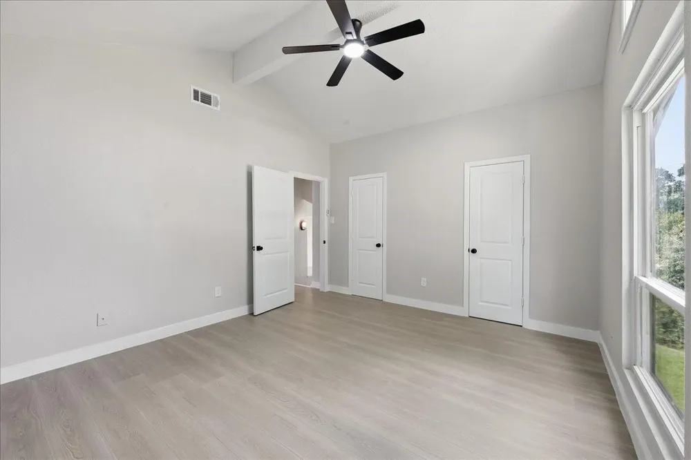 1925 Galway Drive Vidor, TX 77662