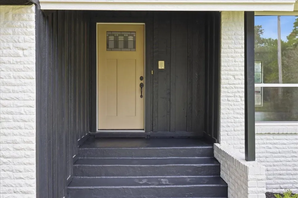 1925 Galway Drive Vidor, TX 77662