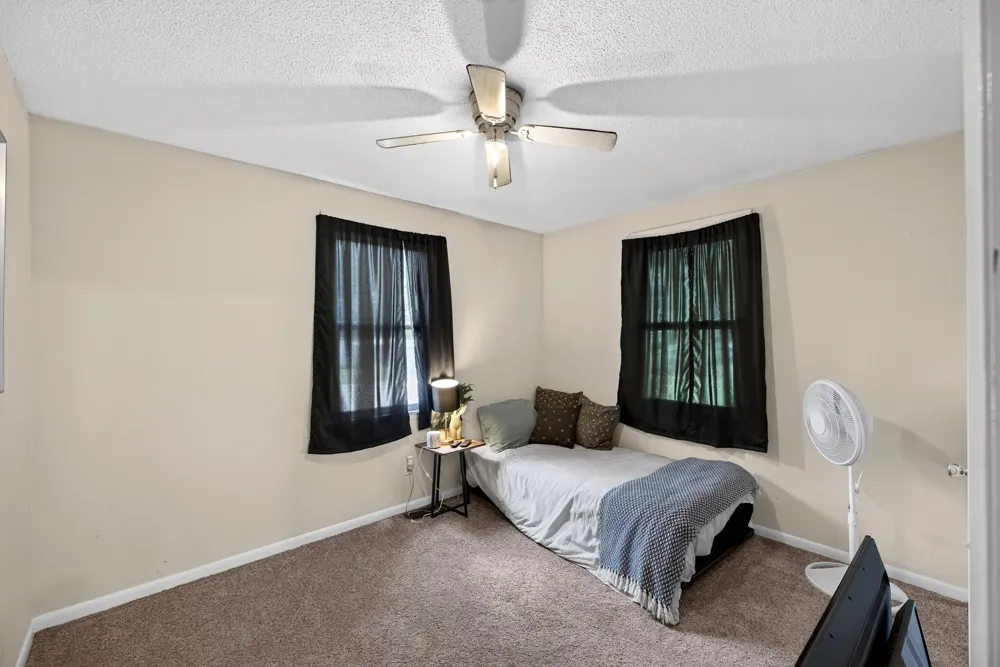 627 Baker Dr Lafayette, TN 37083