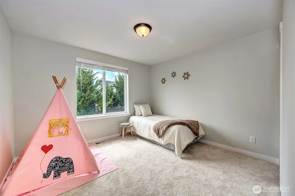 34125 SE Moses Street Snoqualmie, WA 98065
