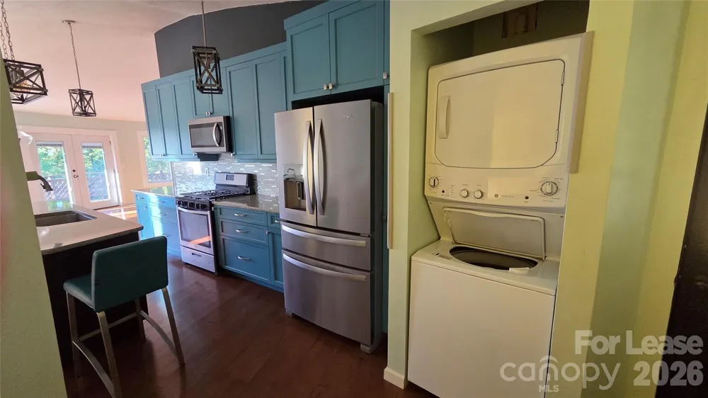 281 Bearwallow Trail Leicester, NC 28748