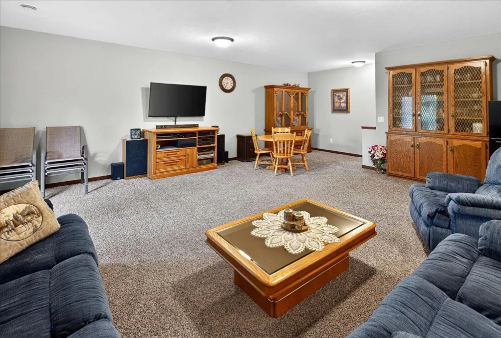 1226 Olivia Street SE New Prague, MN 56071
