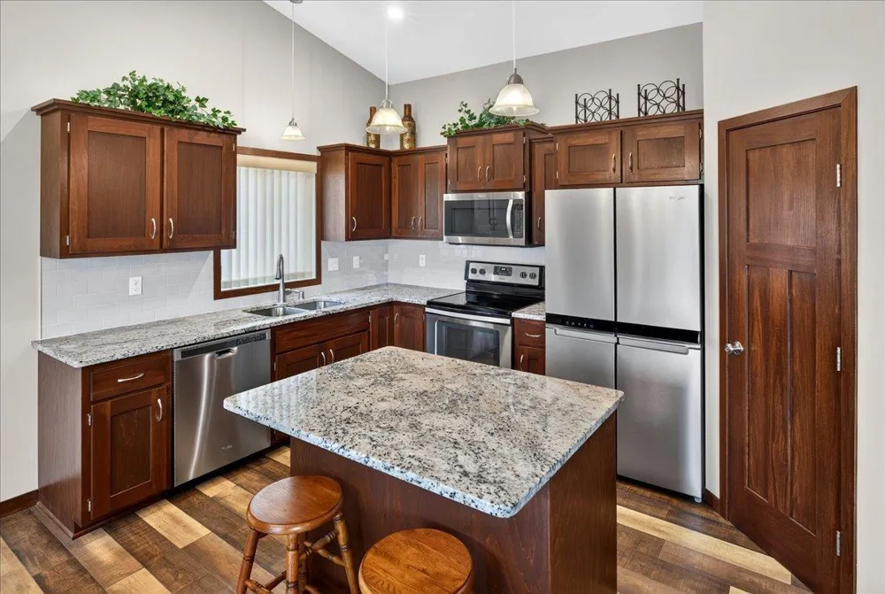 1226 Olivia Street SE New Prague, MN 56071