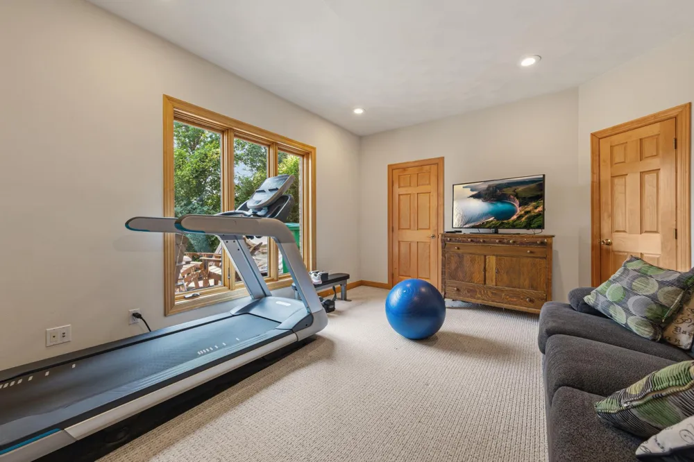 8087 SW 23rd Avenue Owatonna, MN 55060