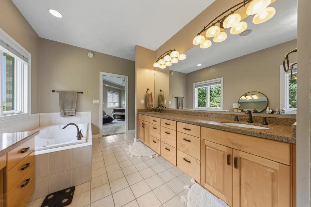 8087 SW 23rd Avenue Owatonna, MN 55060