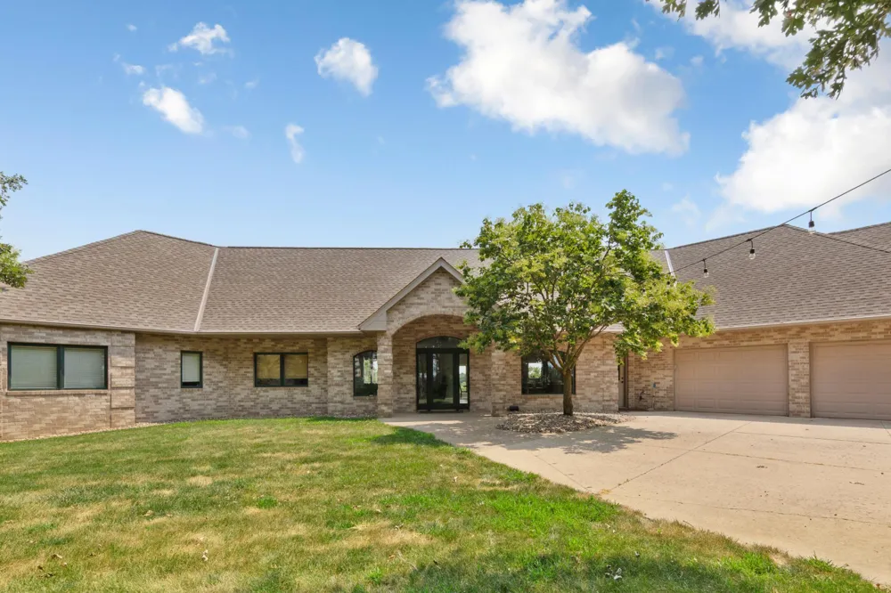 8087 SW 23rd Avenue Owatonna, MN 55060