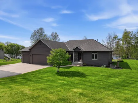 2799 319th Lane NE