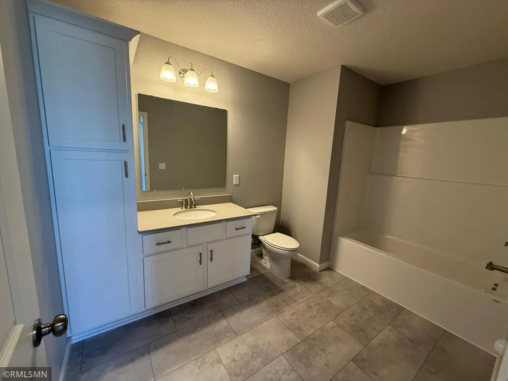19099 Goodhue Street NE East Bethel, MN 55011