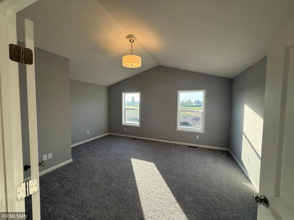 19099 Goodhue Street NE East Bethel, MN 55011