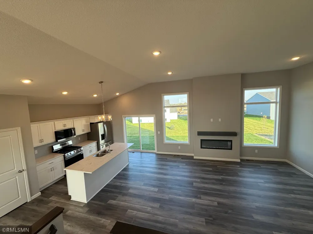 19099 Goodhue Street NE East Bethel, MN 55011