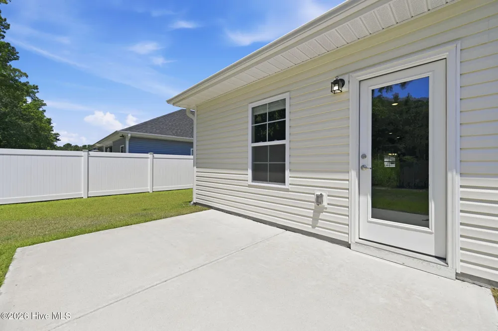903 Eakins Lane Richlands, NC 28574