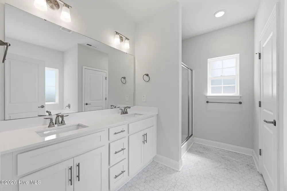 903 Eakins Lane Richlands, NC 28574