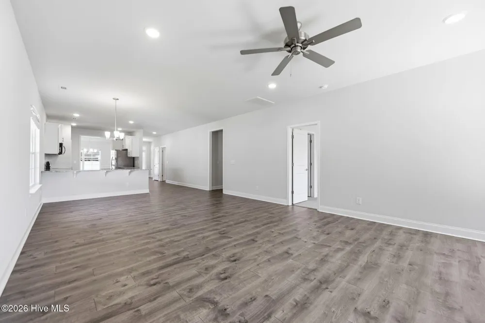 903 Eakins Lane Richlands, NC 28574