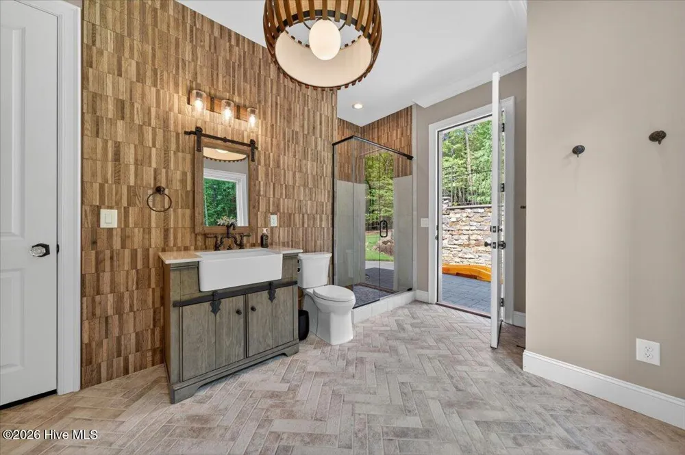 1421 Alpine Creek Drive Raleigh, NC 27614