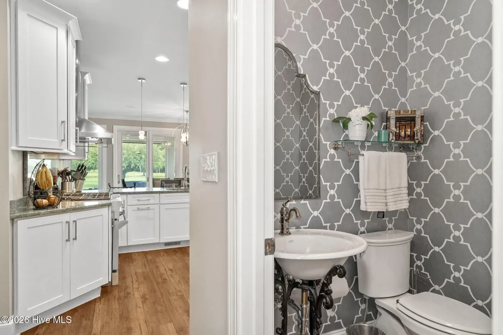 124 Cedar Point Drive Wallace, NC 28466