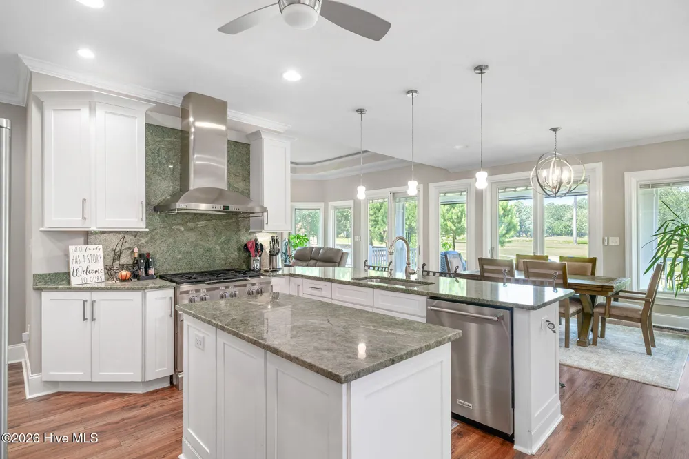 124 Cedar Point Drive Wallace, NC 28466