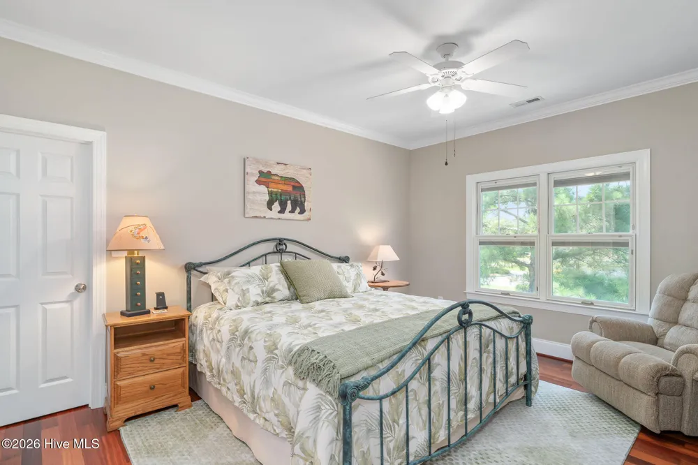 124 Cedar Point Drive Wallace, NC 28466