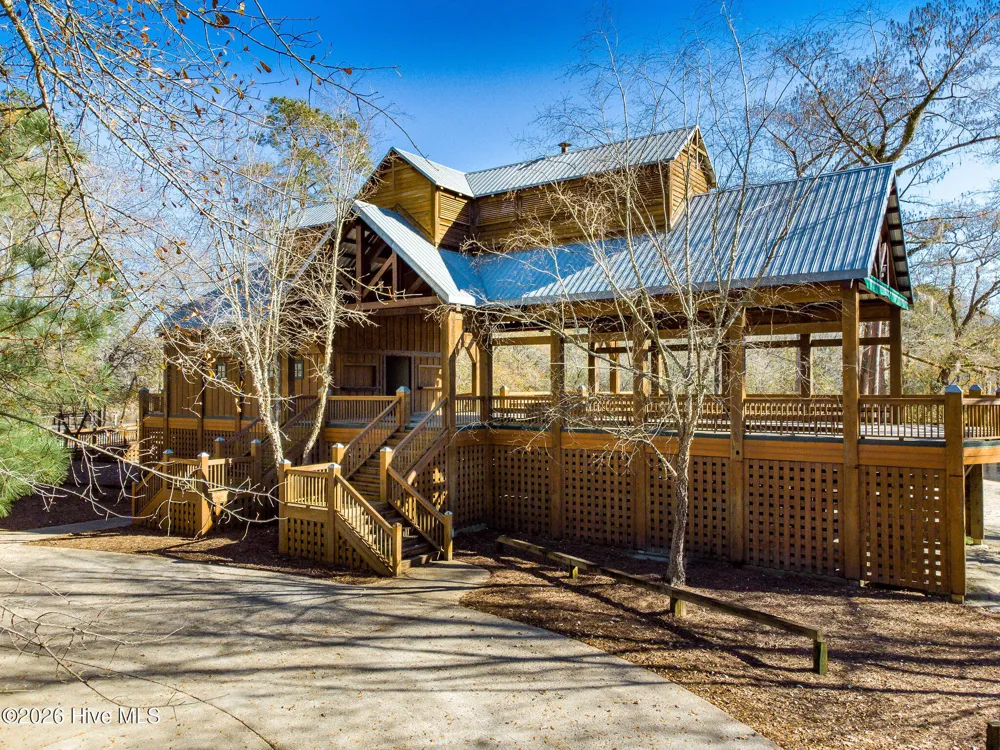 124 Cedar Point Drive Wallace, NC 28466