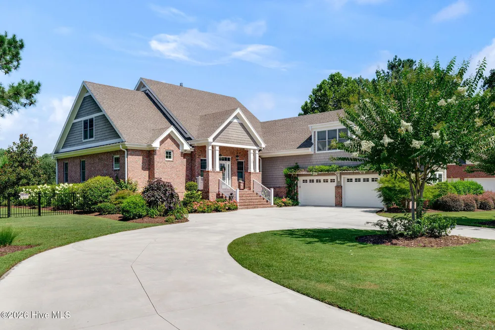 124 Cedar Point Drive Wallace, NC 28466