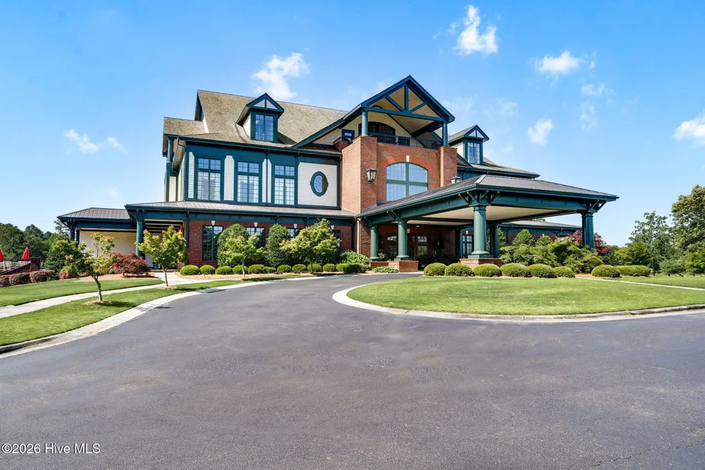 124 Cedar Point Drive Wallace, NC 28466