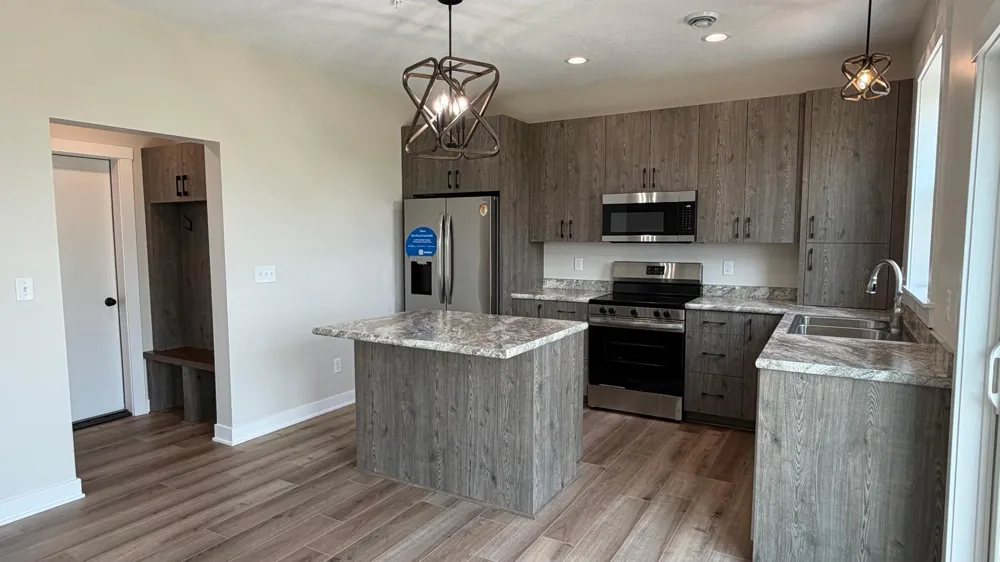 803 Viburnum Street Belle Plaine, MN 56011