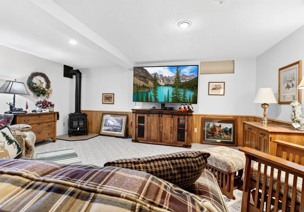 22177 Ministers Point Road Deerwood, MN 56444