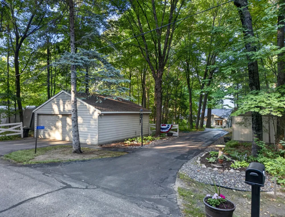 22177 Ministers Point Road Deerwood, MN 56444
