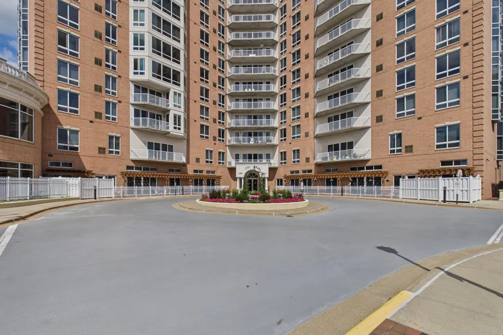 6600 Lyndale Avenue S #608 Richfield, MN 55423