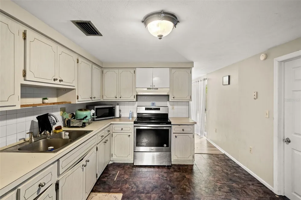 7710 BIRCHWOOD DRIVE Port Richey, FL 34668