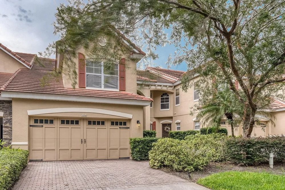7340 REGINA WAY Orlando, FL 32819