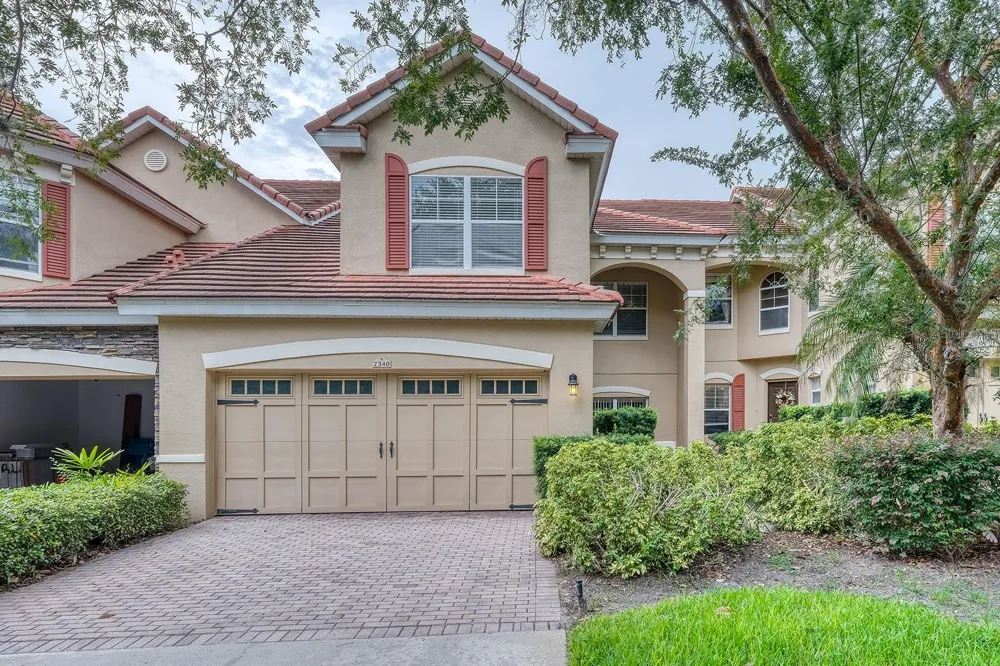 7340 REGINA WAY Orlando, FL 32819