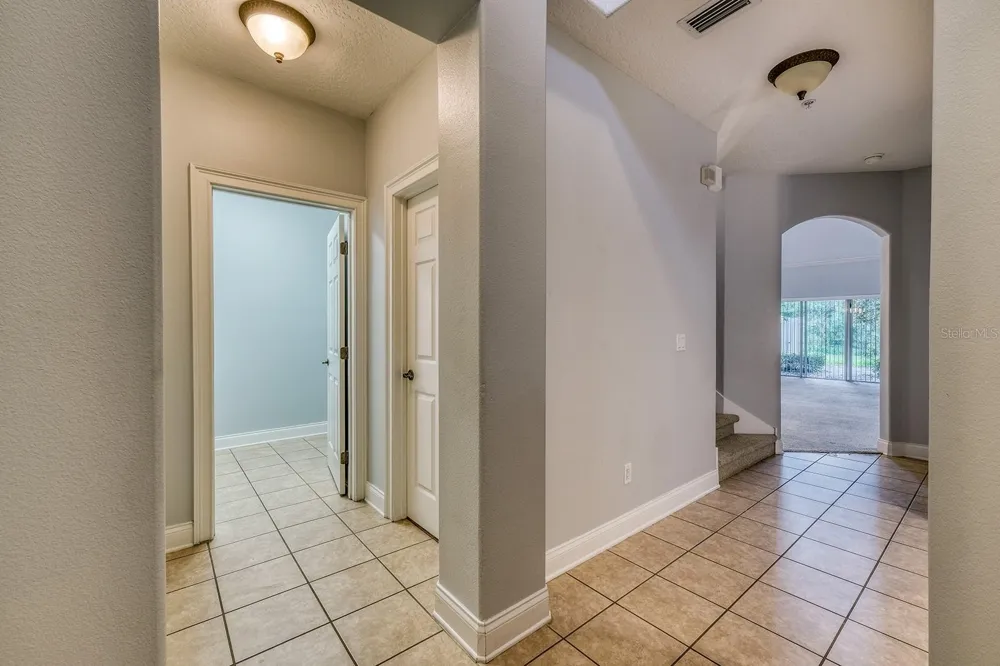 7340 REGINA WAY Orlando, FL 32819