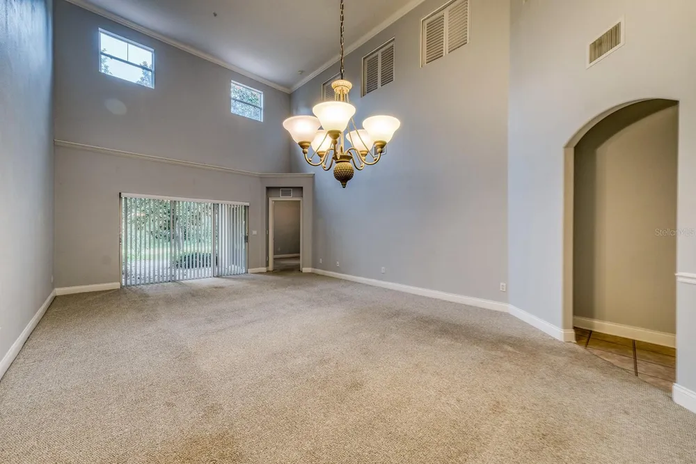 7340 REGINA WAY Orlando, FL 32819