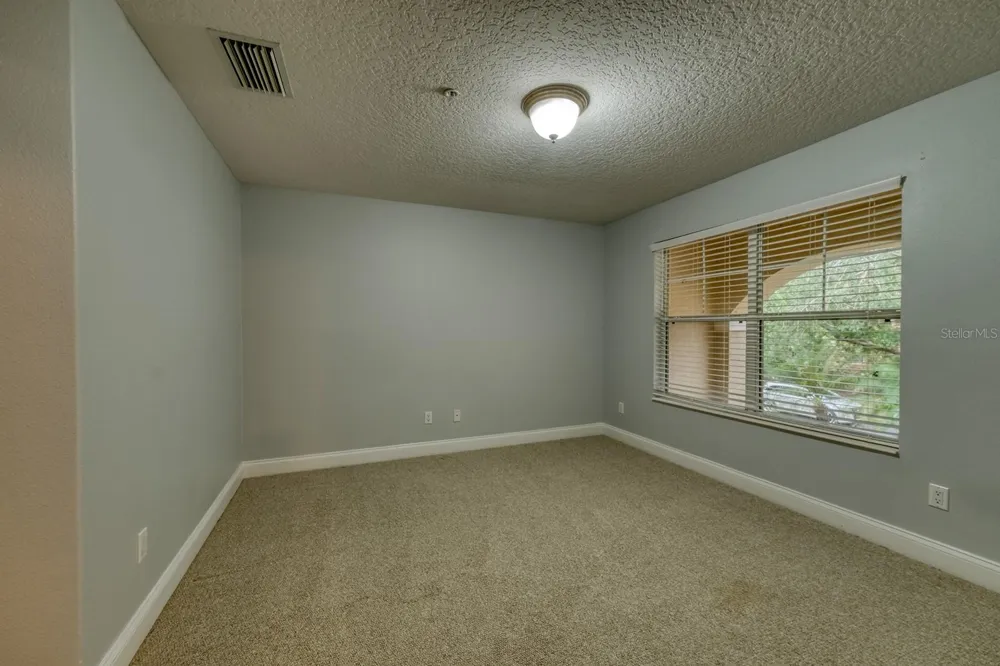 7340 REGINA WAY Orlando, FL 32819
