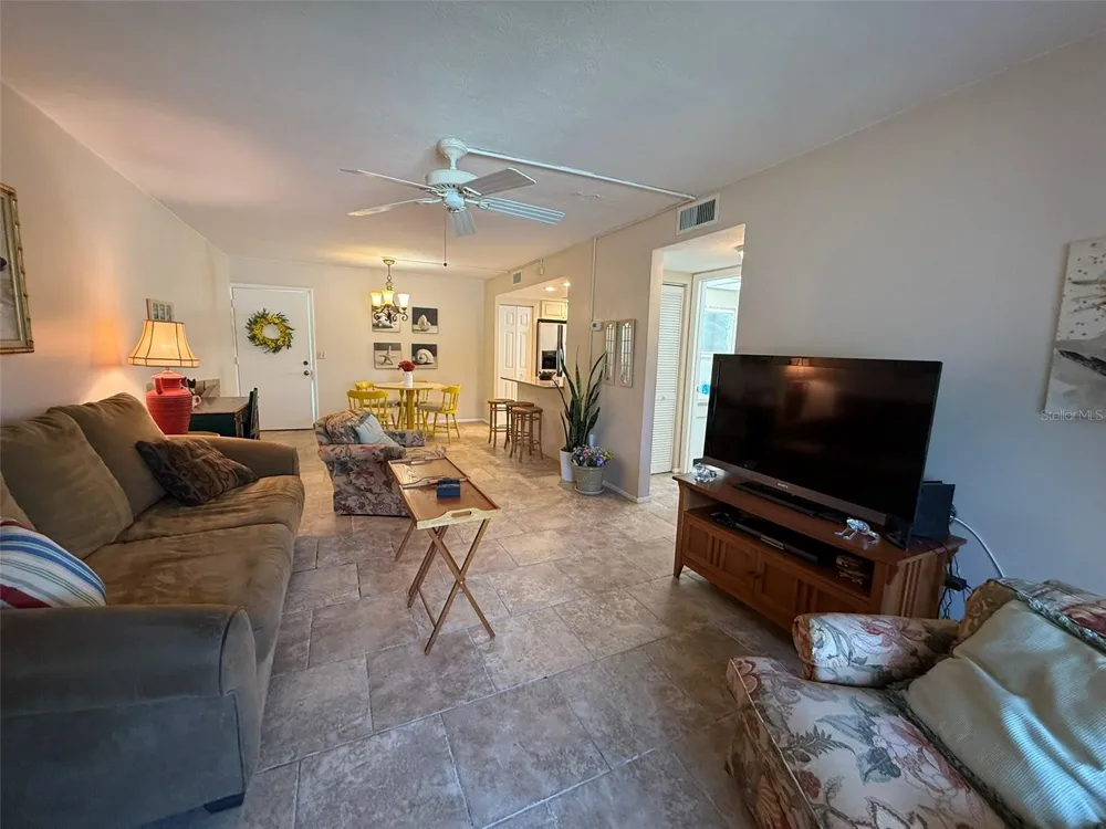 1250 S PINELLAS AVENUE #802 Tarpon Springs, FL 34689